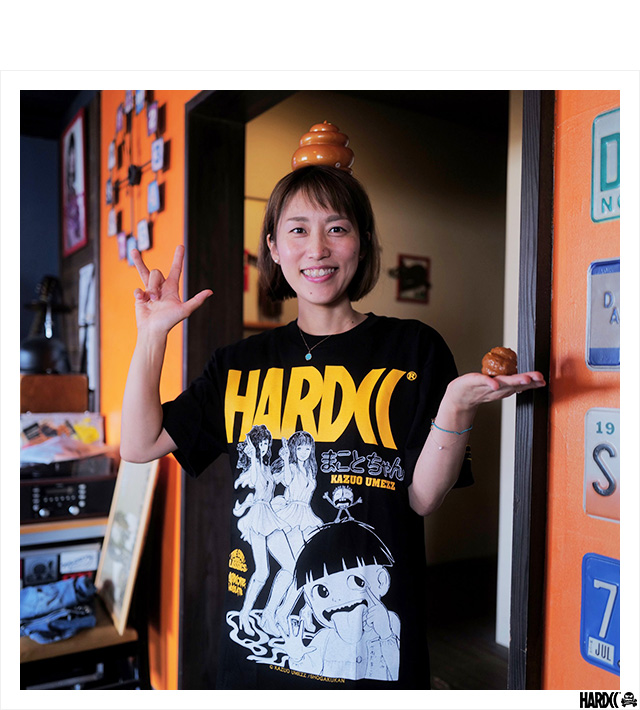 (ハードコアチョコレート) HARDCORE CHOCOLATE まことちゃん (かくれんぼブラック)(SS:TEE)(T-1628-BK) Tシャツ  半袖 カットソー アニメ 漫画 マンガ 楳図かずお 国内正規品